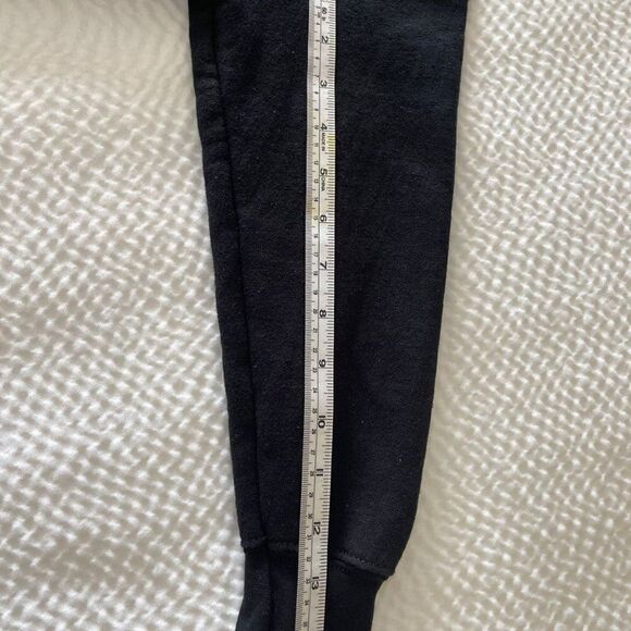 Gildan Boy Kids Pullover Black Jacket Hoodie Sweatshirt XS - Youth (4-5) - Picture 3 of 9